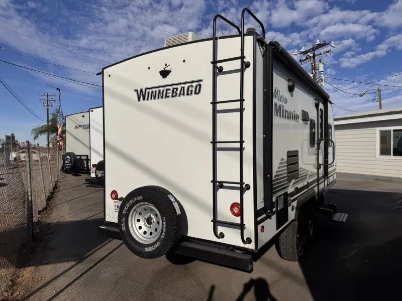 2020 Winnebago Micro Minnie 2108TB - Photo 3