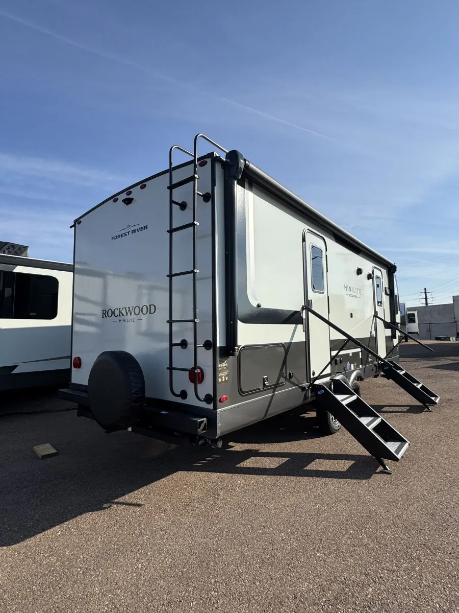 2026 Forest River Rockwood Mini Lite 2506FK - Photo 4