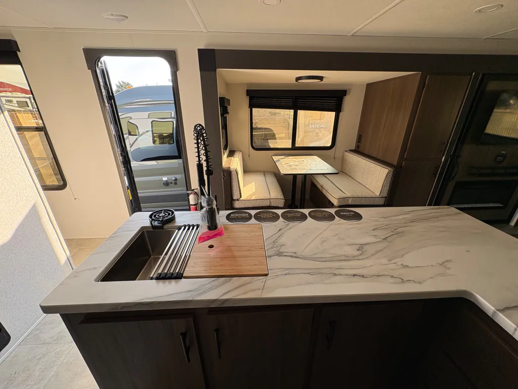 2027 Forest River Tracer 286RL, Photos photo 37
