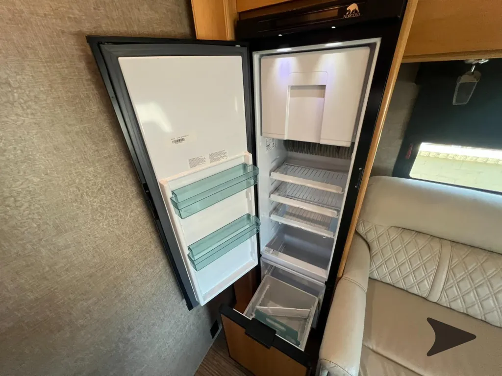 2018 Tiffin Wayfarer 24 TW, Photos photo 18