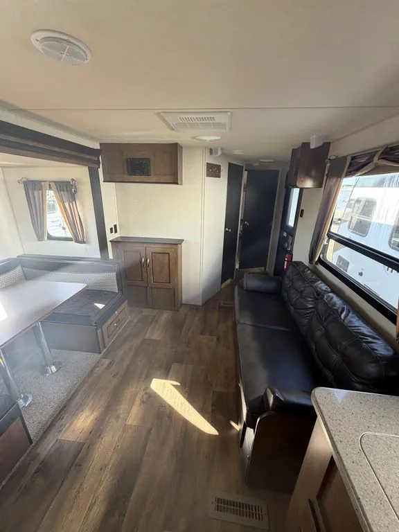 2018 Forest River Salem 25RKS — Photo 5
