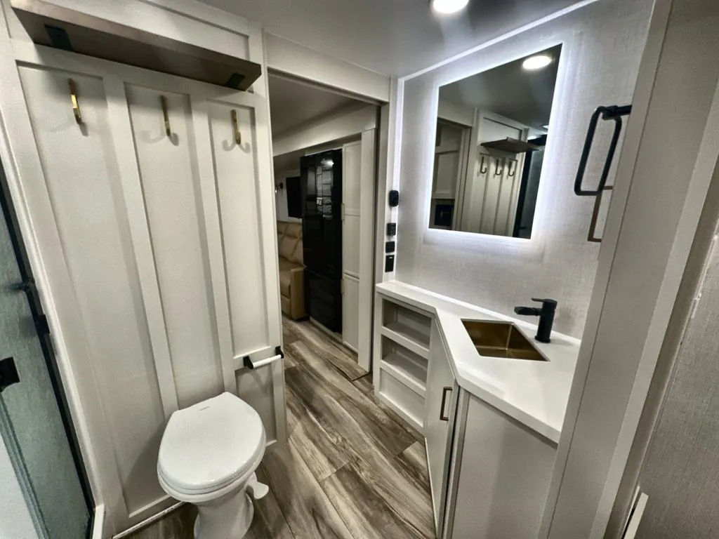 2027 Brinkley Model I 290, Photos photo 17