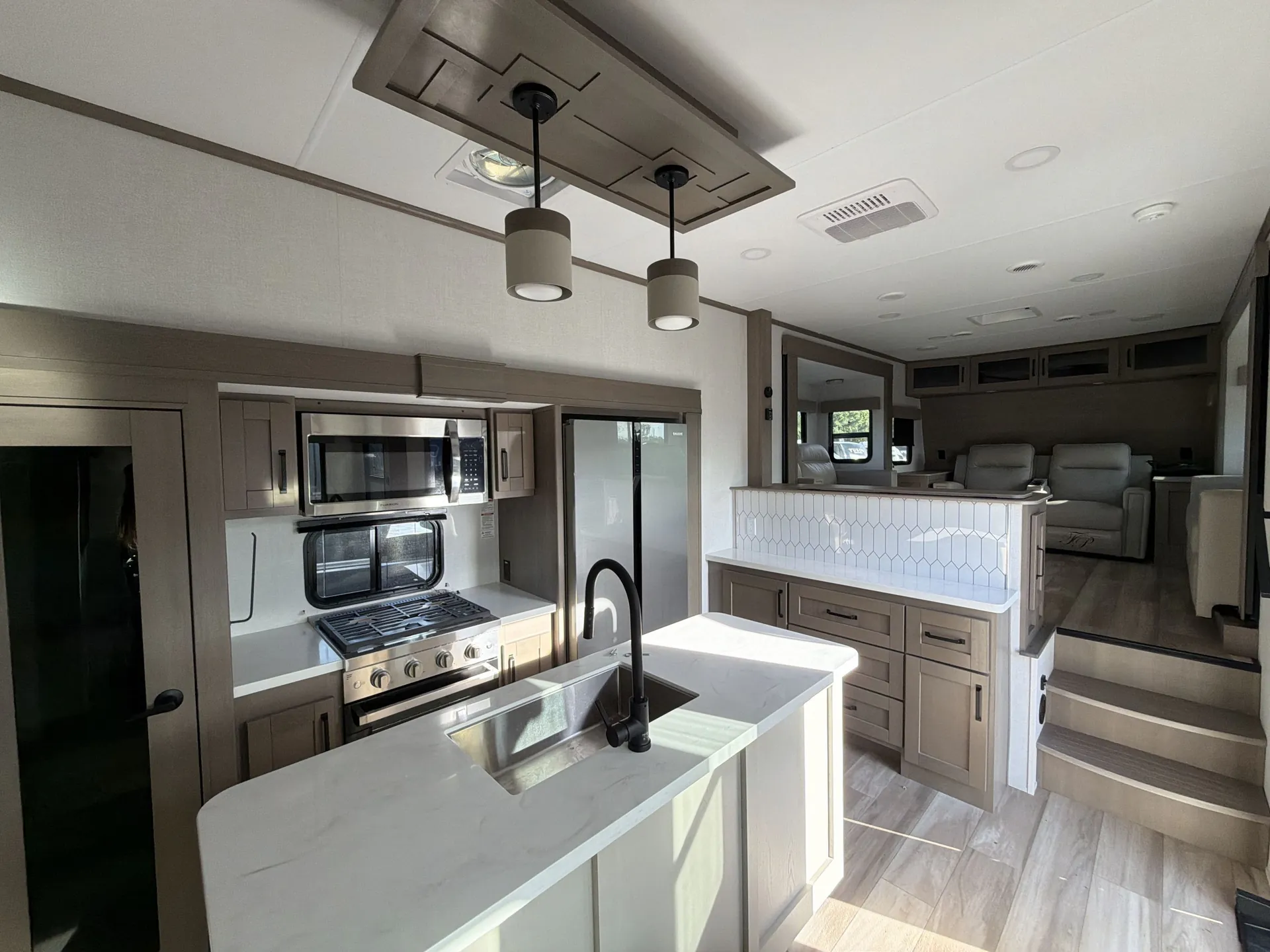 2025 Grand Design Reflection 360FLS — living area main