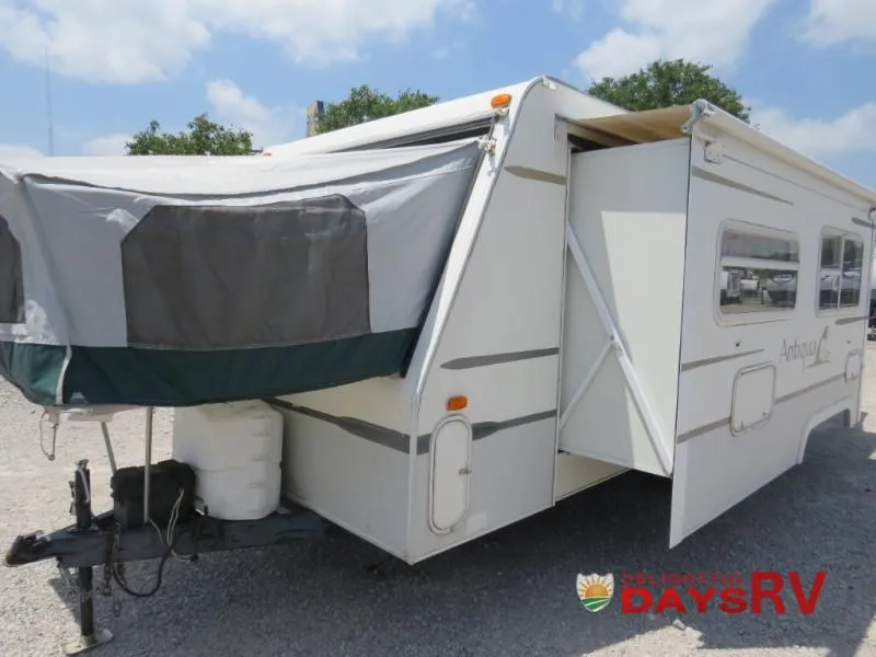 2004 Starcraft Antigua Expandable 215SSO - Photo 2