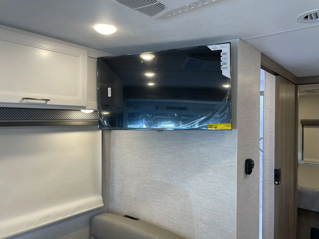 2026 Thor Motor Coach Freedom Traveler A29, Photos photo 10