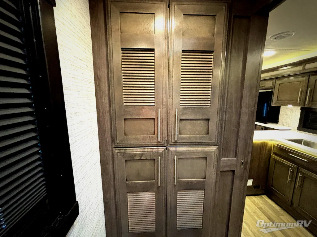 2025 Entegra Coach Vision XL 36C, Photos photo 15