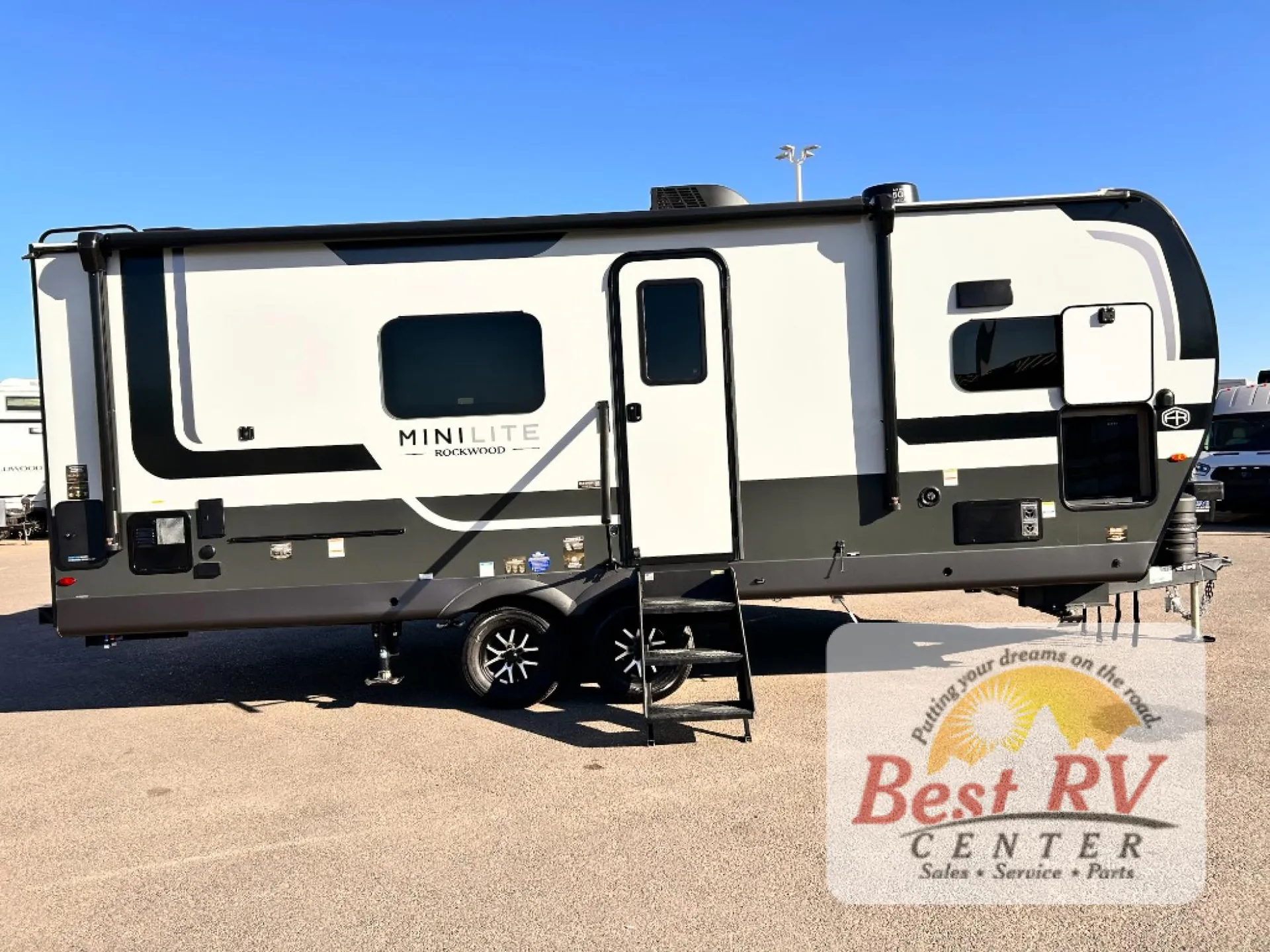 2027 Forest River Rockwood Mini Lite 2523MBR - Photo 3