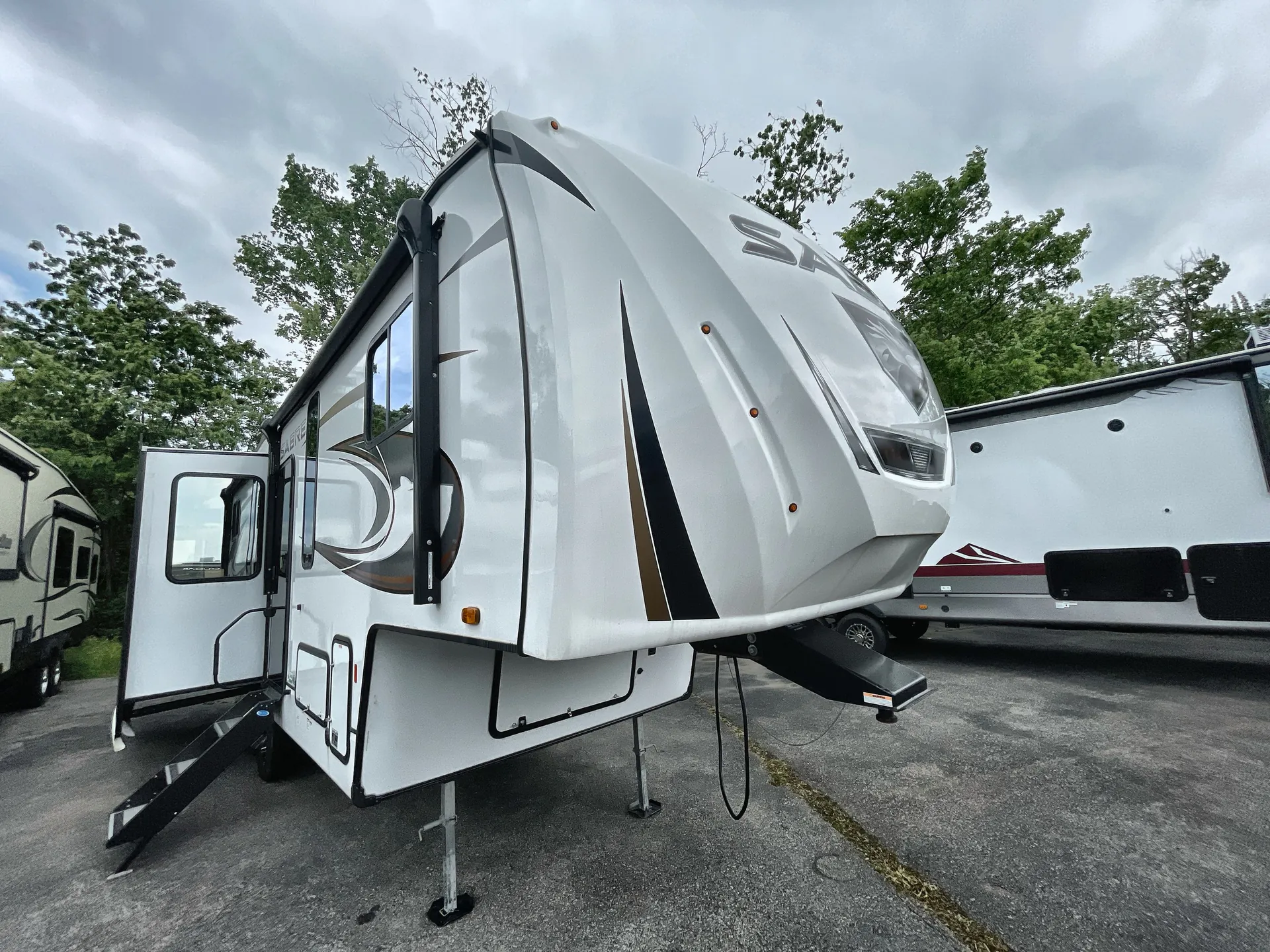 2024 Forest River Sabre 25RLS - Photo 2