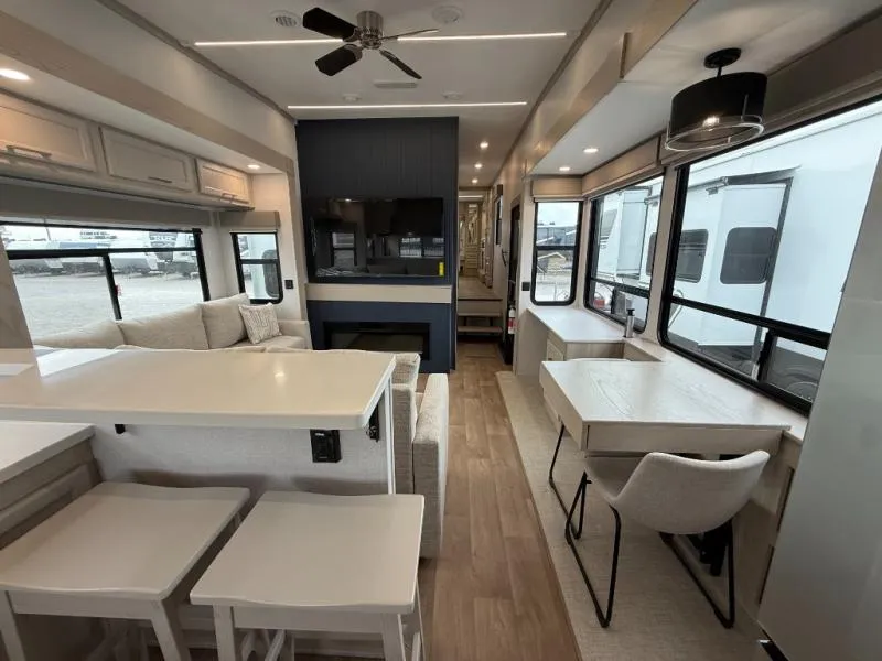 2026 Palomino Puma Mesa 379MBL - Photo 4
