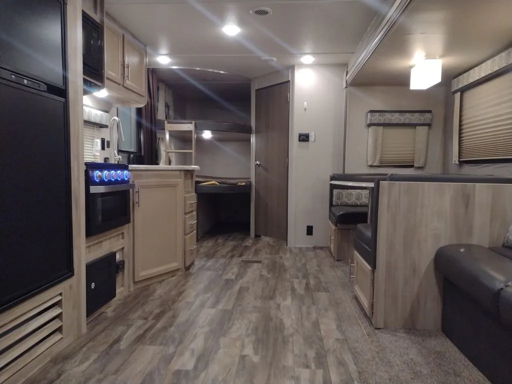 2021 Coachmen Catalina Legacy Edition 263BHSCK - Photo 4