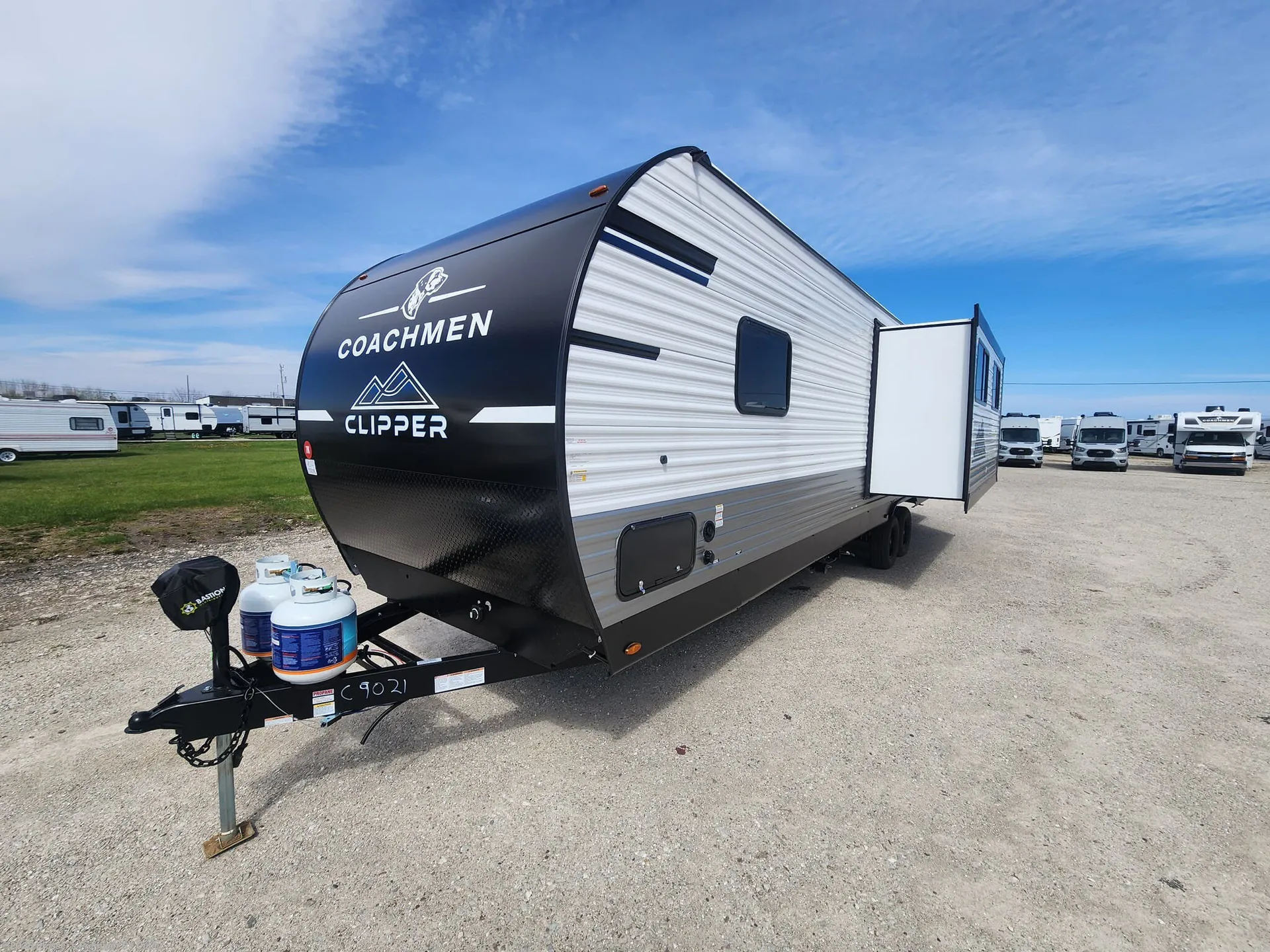 2026 Coachmen Clipper 292TB - Photo 2