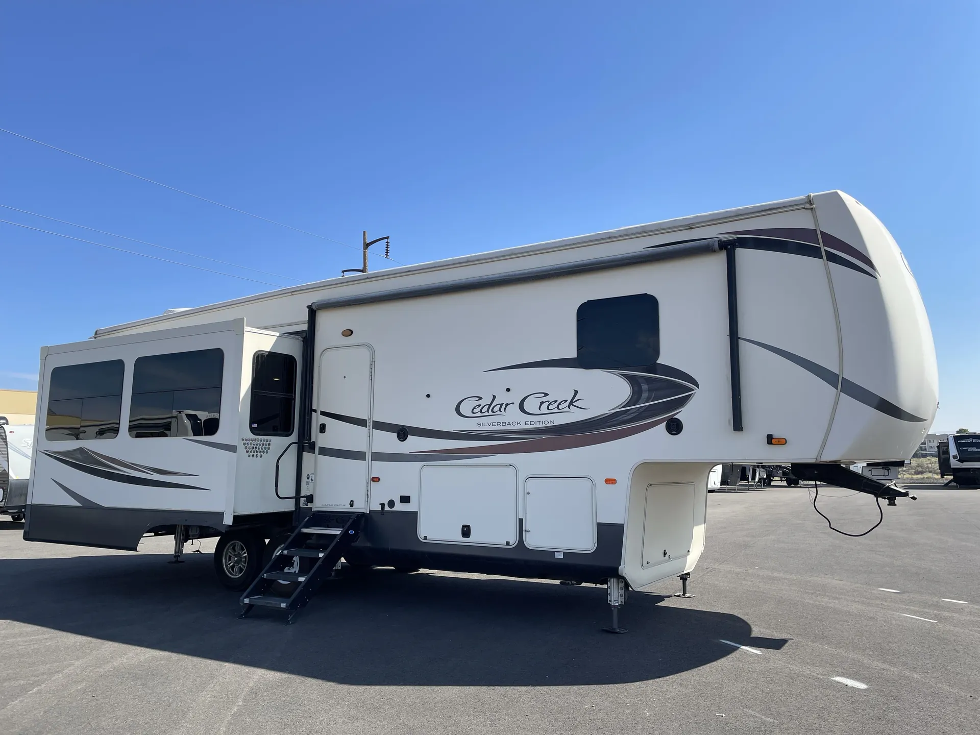 2019 Forest River Cedar Creek Silverback 29IK — campside