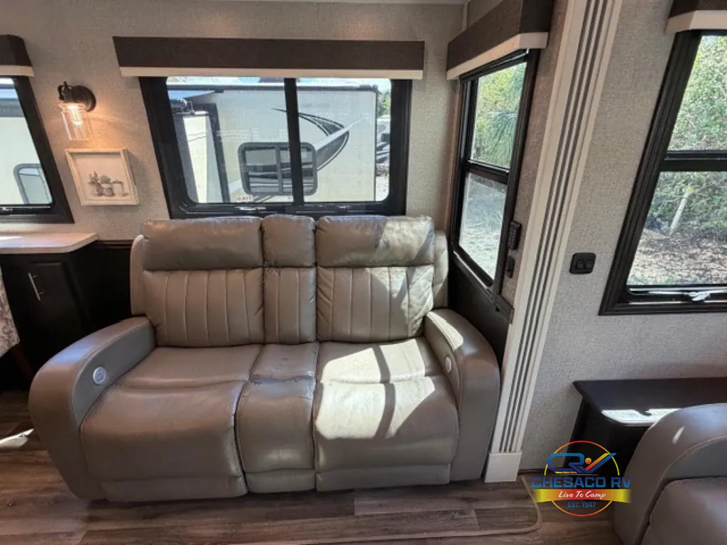 2021 Jayco Pinnacle 36FBTS, Photos photo 50