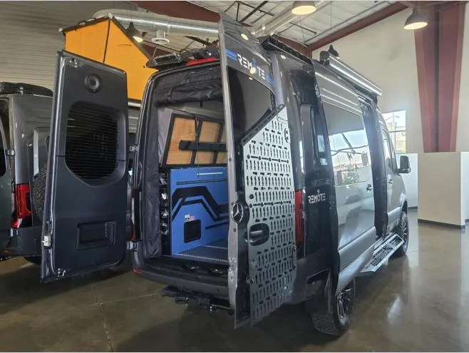 2026 Remote Vans Remote Vans Oasis - Photo 4