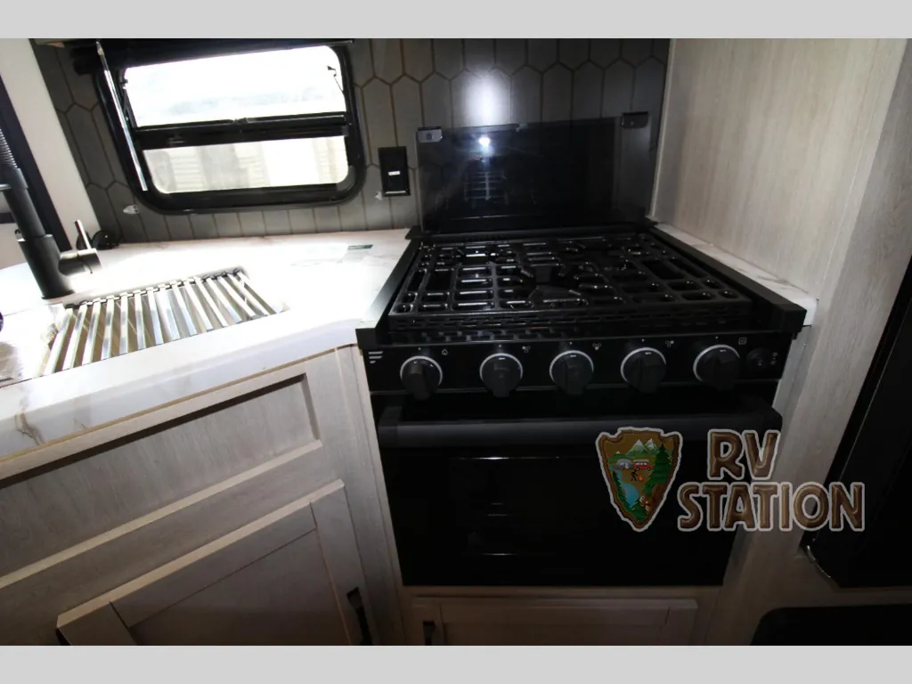 2027 Forest River Puma 32BHQS, Photos photo 31