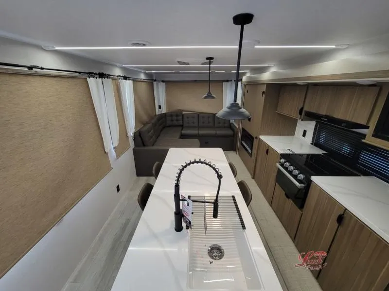 2025 Forest River Wildwood 28VIEW - Photo 4