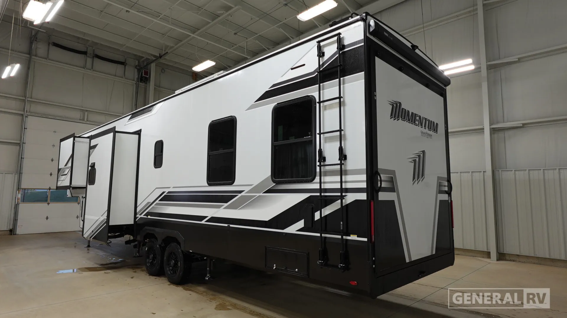 2026 Grand Design Momentum G-Class 350G - Photo 4