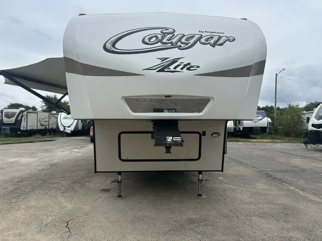 2017 Keystone Cougar XLite 28DBI - Photo 4