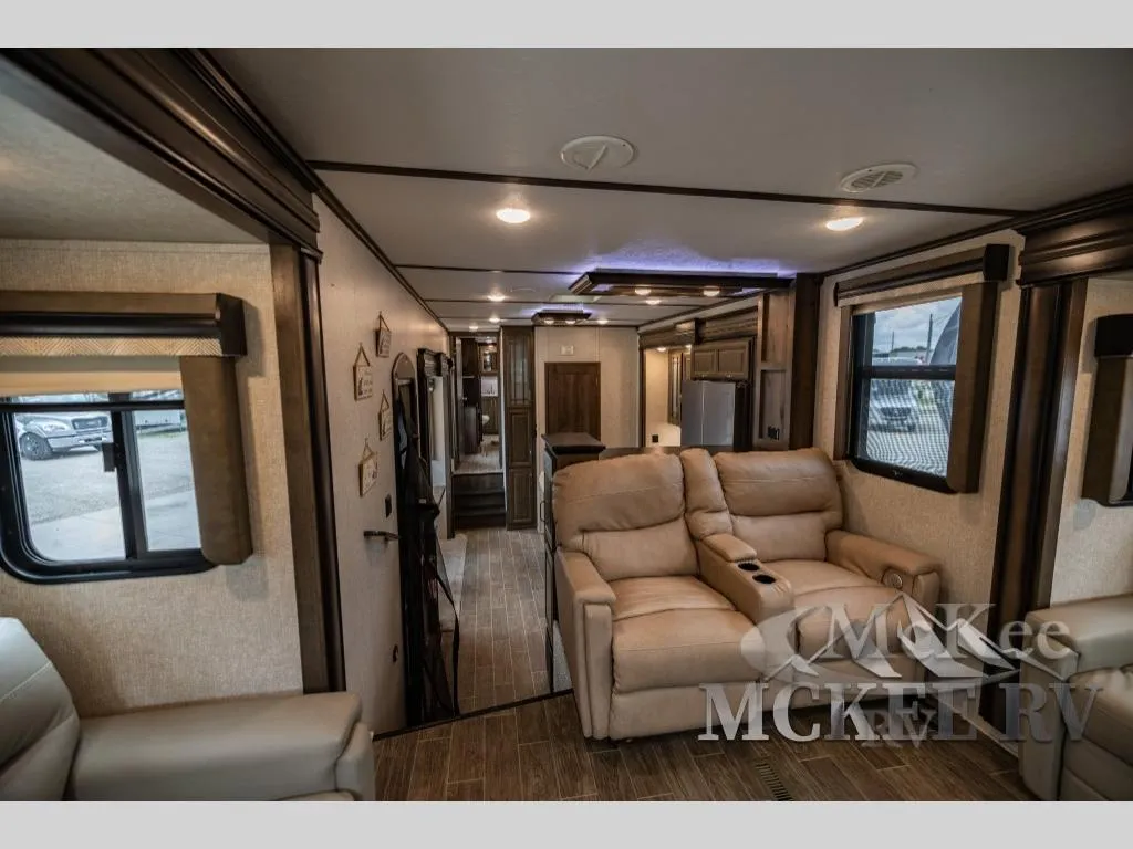 2020 Keystone Montana 3760FL - Photo 3