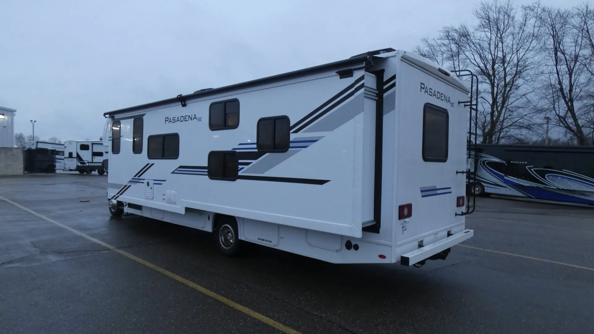 2026 Thor Motor Coach Pasadena SE SL31 - Photo 4