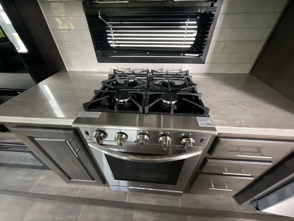 2020 Jayco Pinnacle 36FBTS, Photos photo 10
