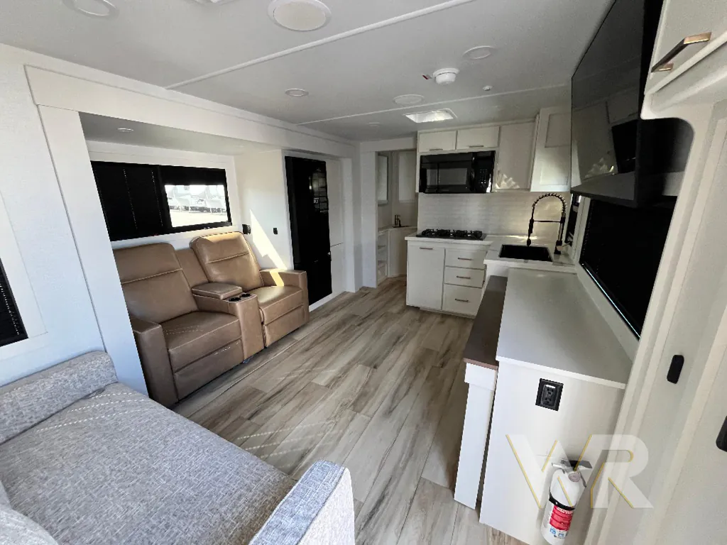 2026 Brinkley Model I 294, Photos photo 8