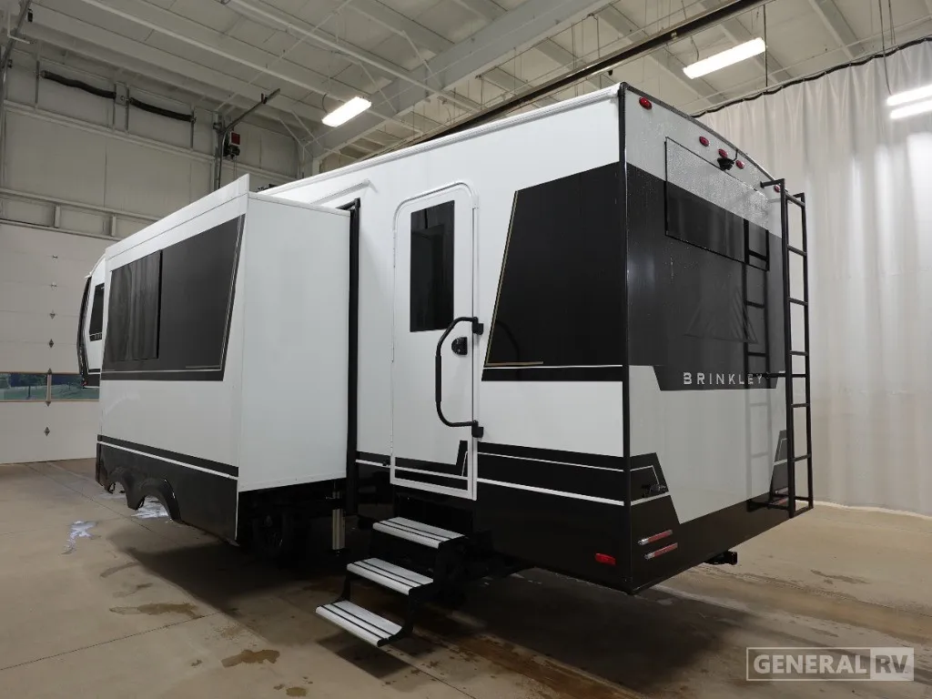 2026 Brinkley Model Z 2810 - Photo 4