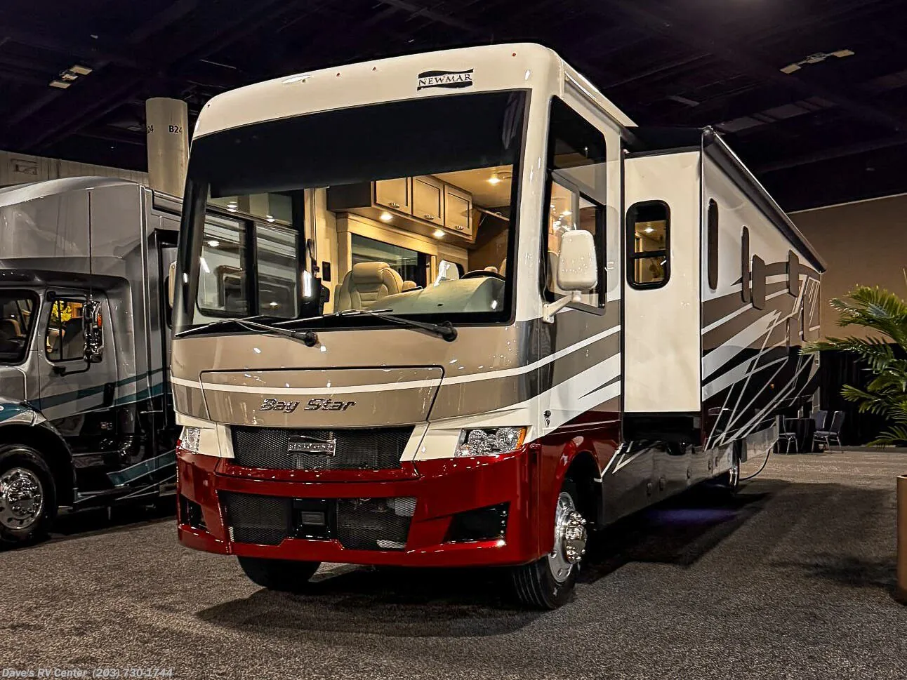 2027 Newmar Bay Star 3640 - Photo 2