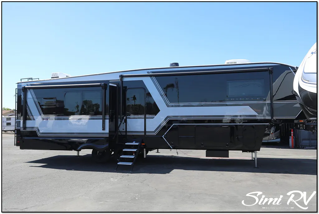 2026 Brinkley Model Z 3600, Photos photo 58