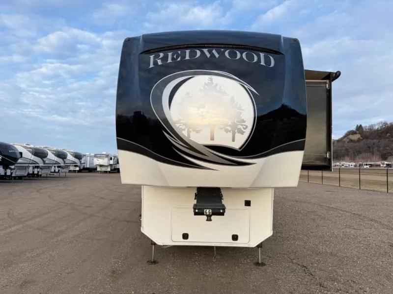 2018 Redwood RV Redwood 3881ES - Photo 2