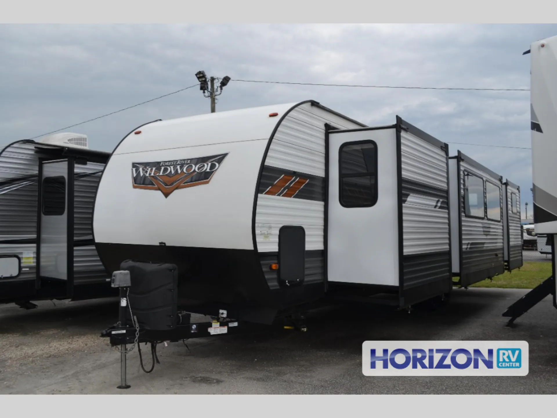 2022 Forest River Wildwood 33TS - Photo 3