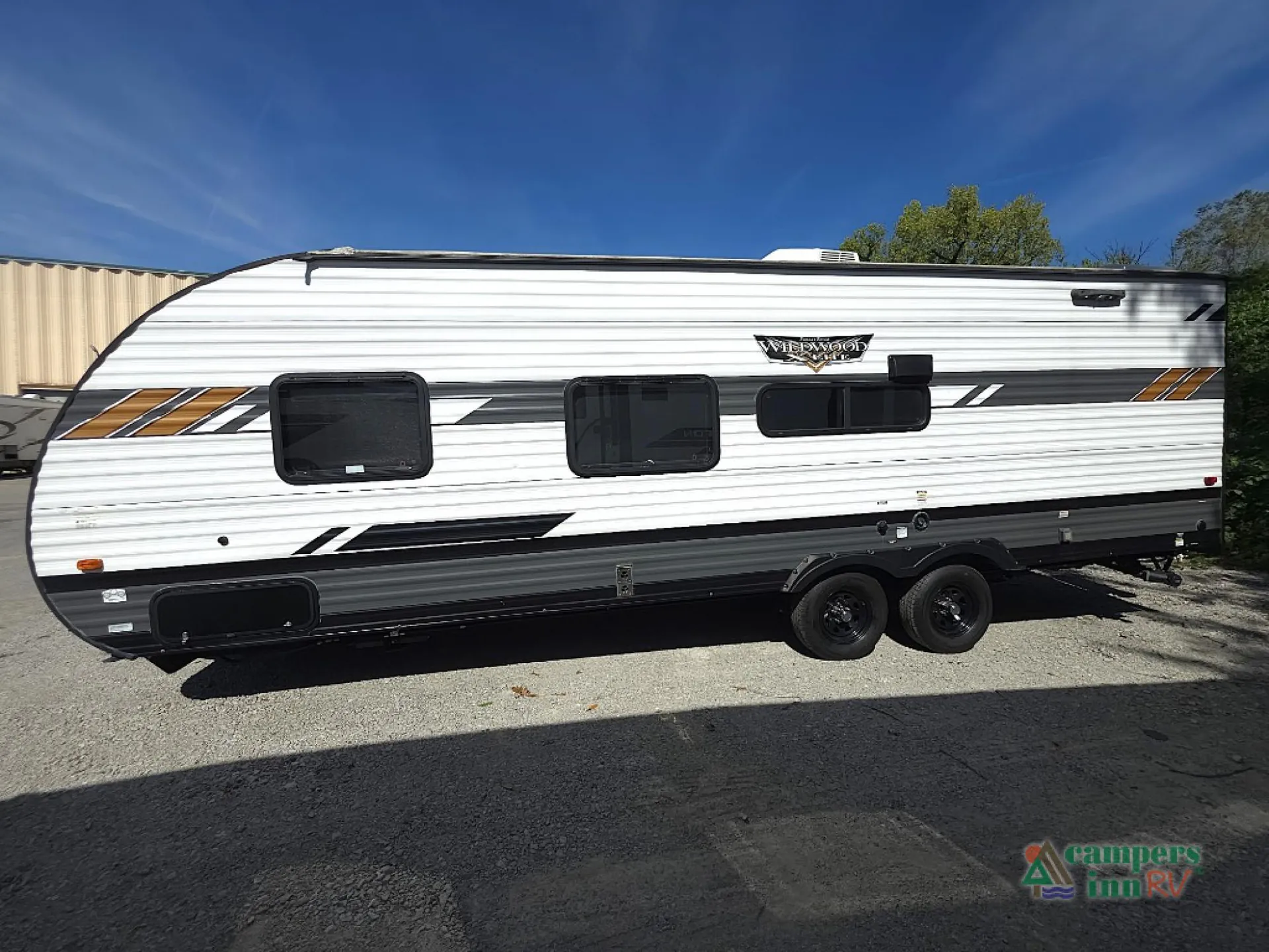 2022 Forest River Wildwood X-Lite 261BHXL — Photo 7