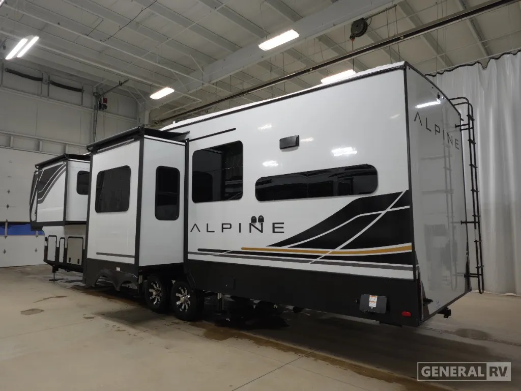 2025 Keystone Alpine 3910RK - Photo 4
