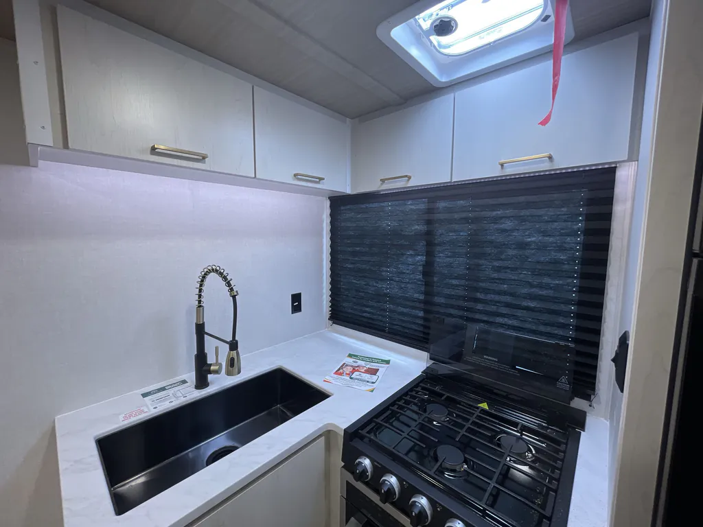 2027 Forest River Vibe 2900KB, Photos photo 12