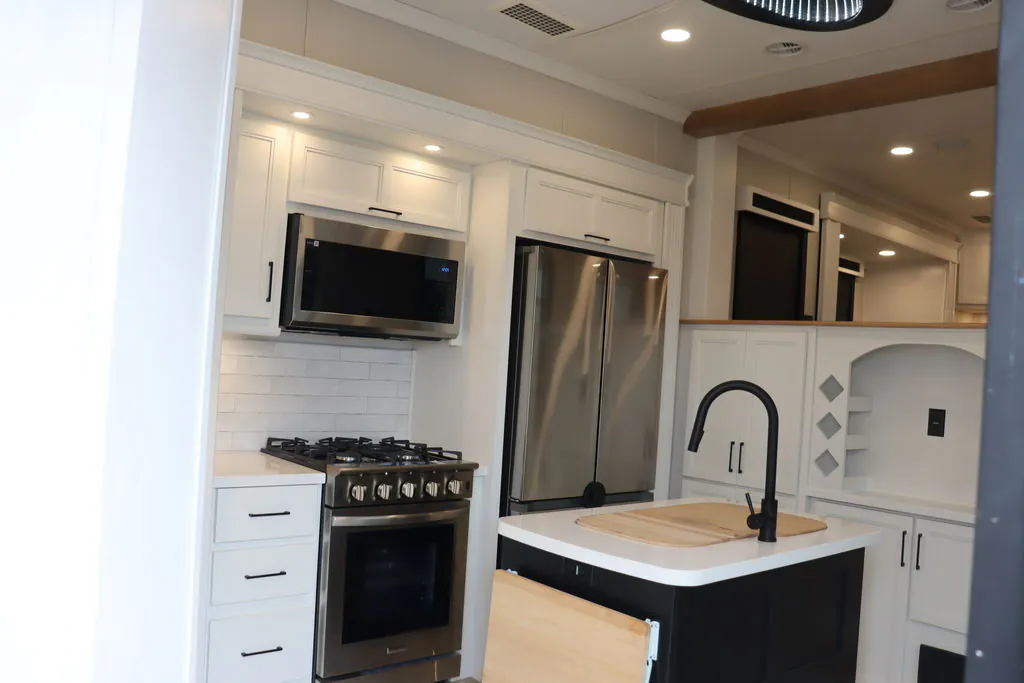 2023 Forest River RiverStone 39RBFL, Photos photo 12