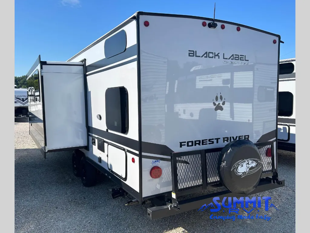 2027 Forest River Cherokee Grey Wolf Black Label 26DBHBL, Photos photo 4