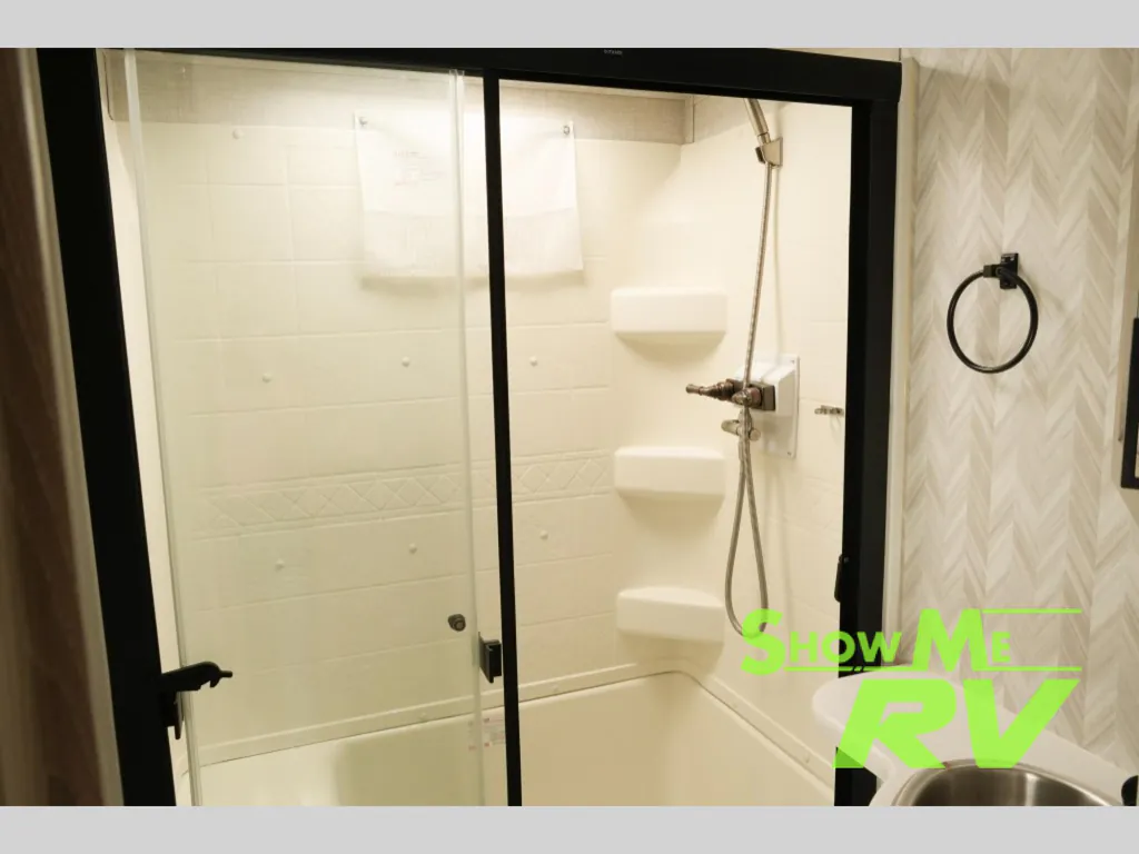 2022 Forest River Rockwood Ultra Lite 2893BS, Photos photo 16