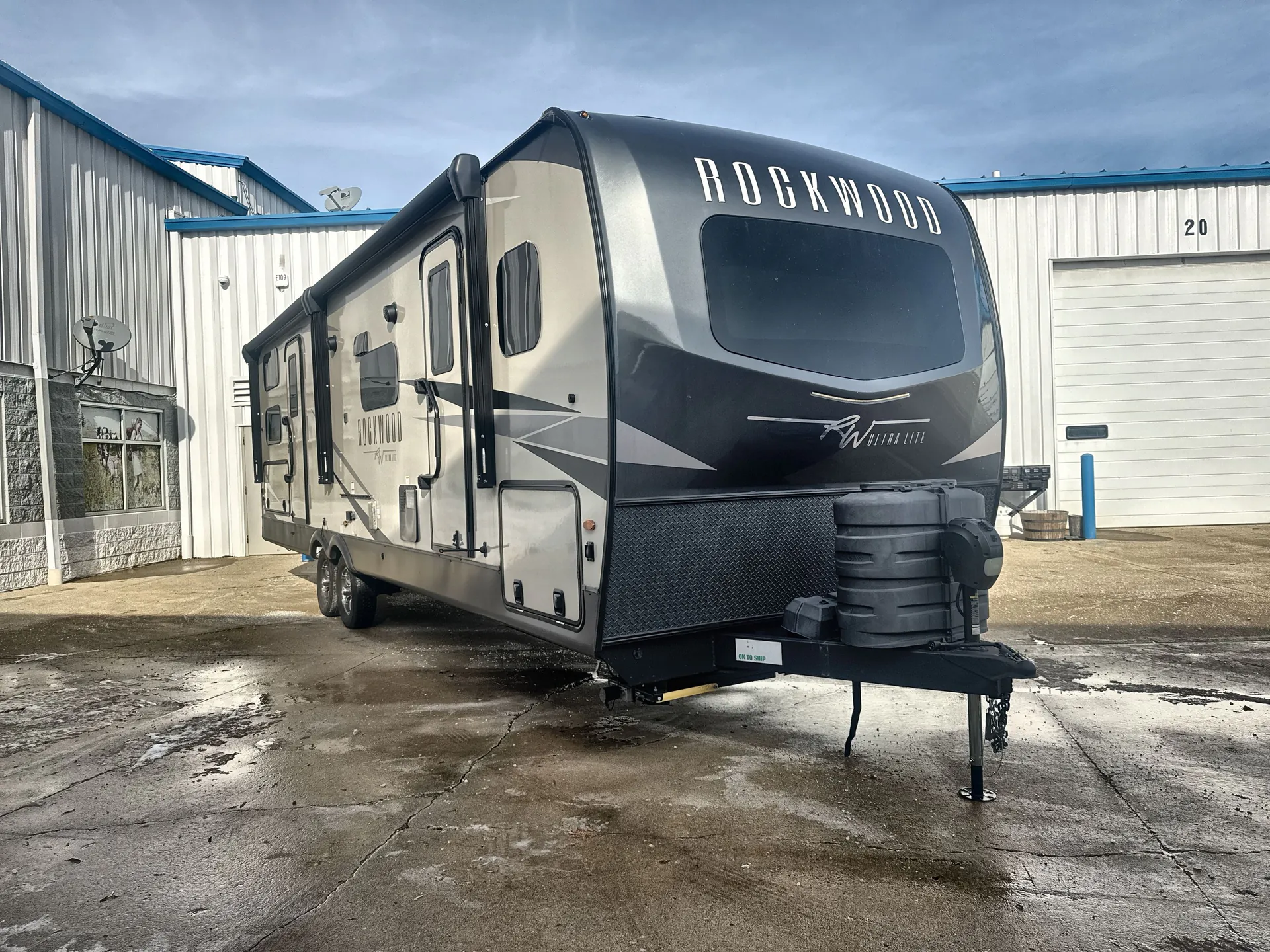 2023 Forest River Rockwood Ultra Lite 2706WS