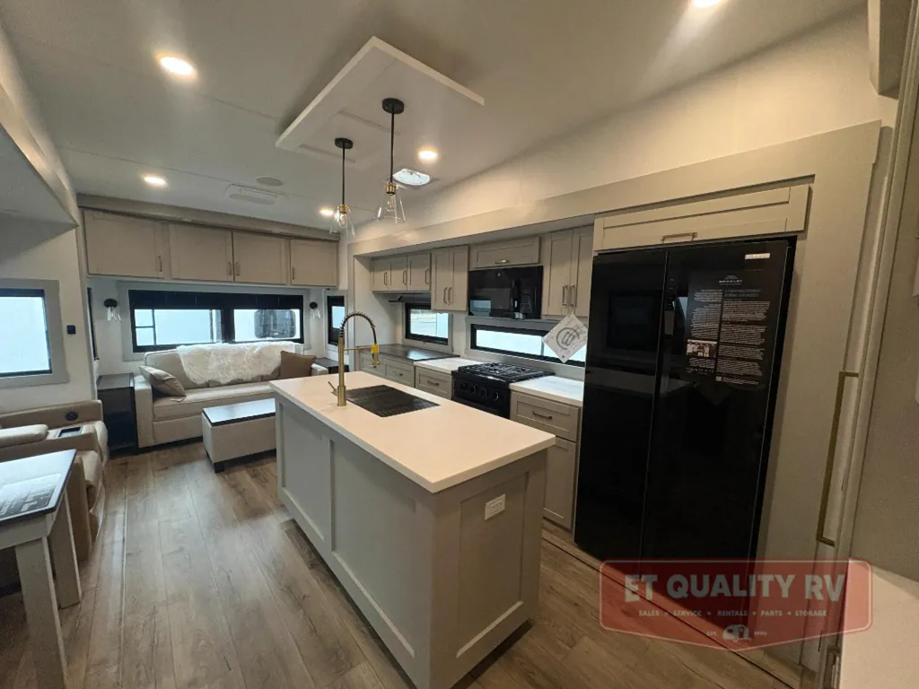 2026 Brinkley Model Z 3600, Photos photo 28