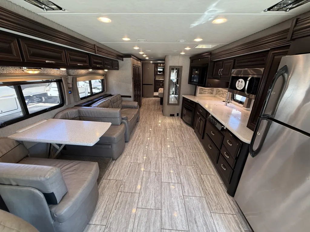 2018 Forest River Berkshire 38A, Photos photo 28