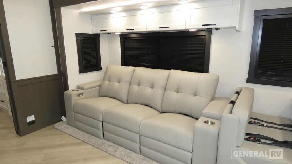 2027 Entegra Coach Accolade 37K, Photos photo 16