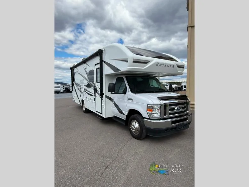 2023 Entegra Coach Odyssey 26M - Photo 2