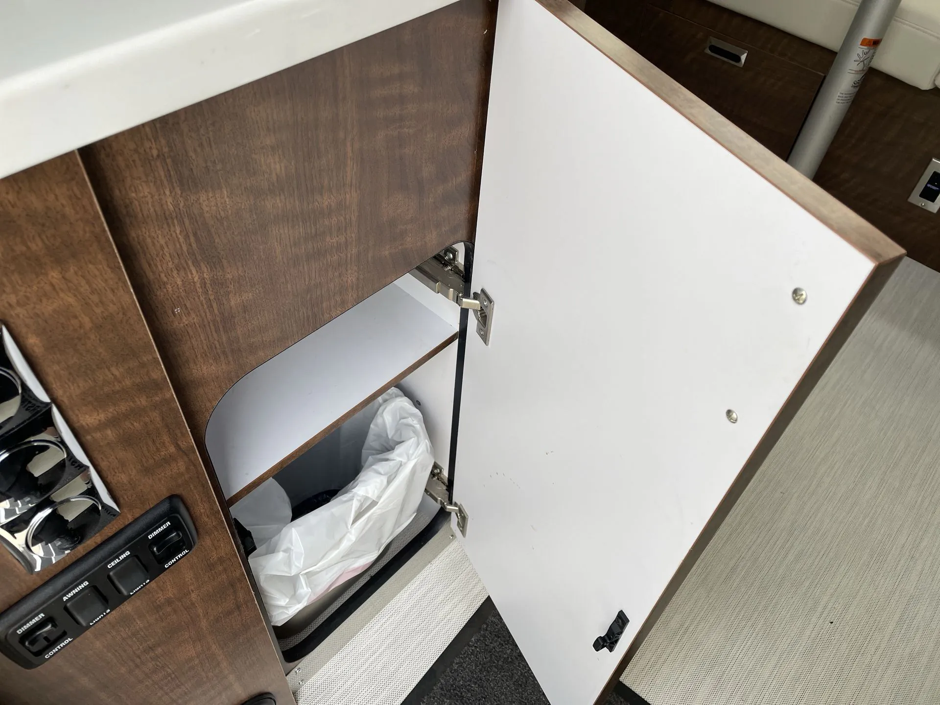 2021 Airstream Globetrotter 30RB - Photo 4