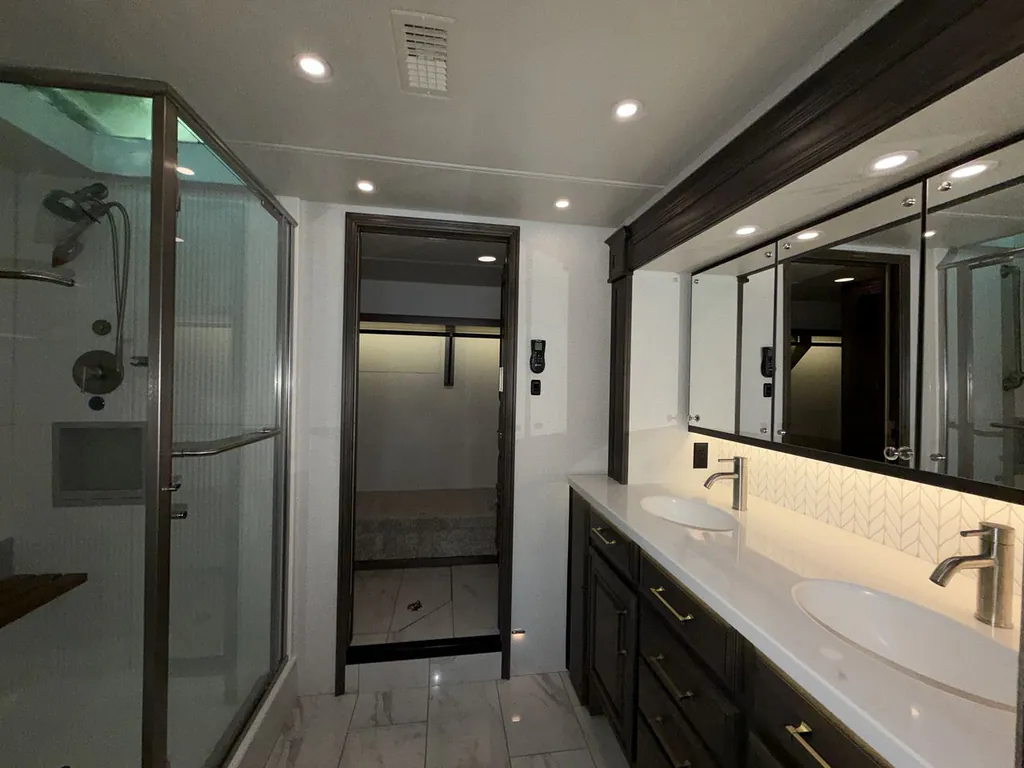 2026 Entegra Coach Aspire 44D, Photos photo 22