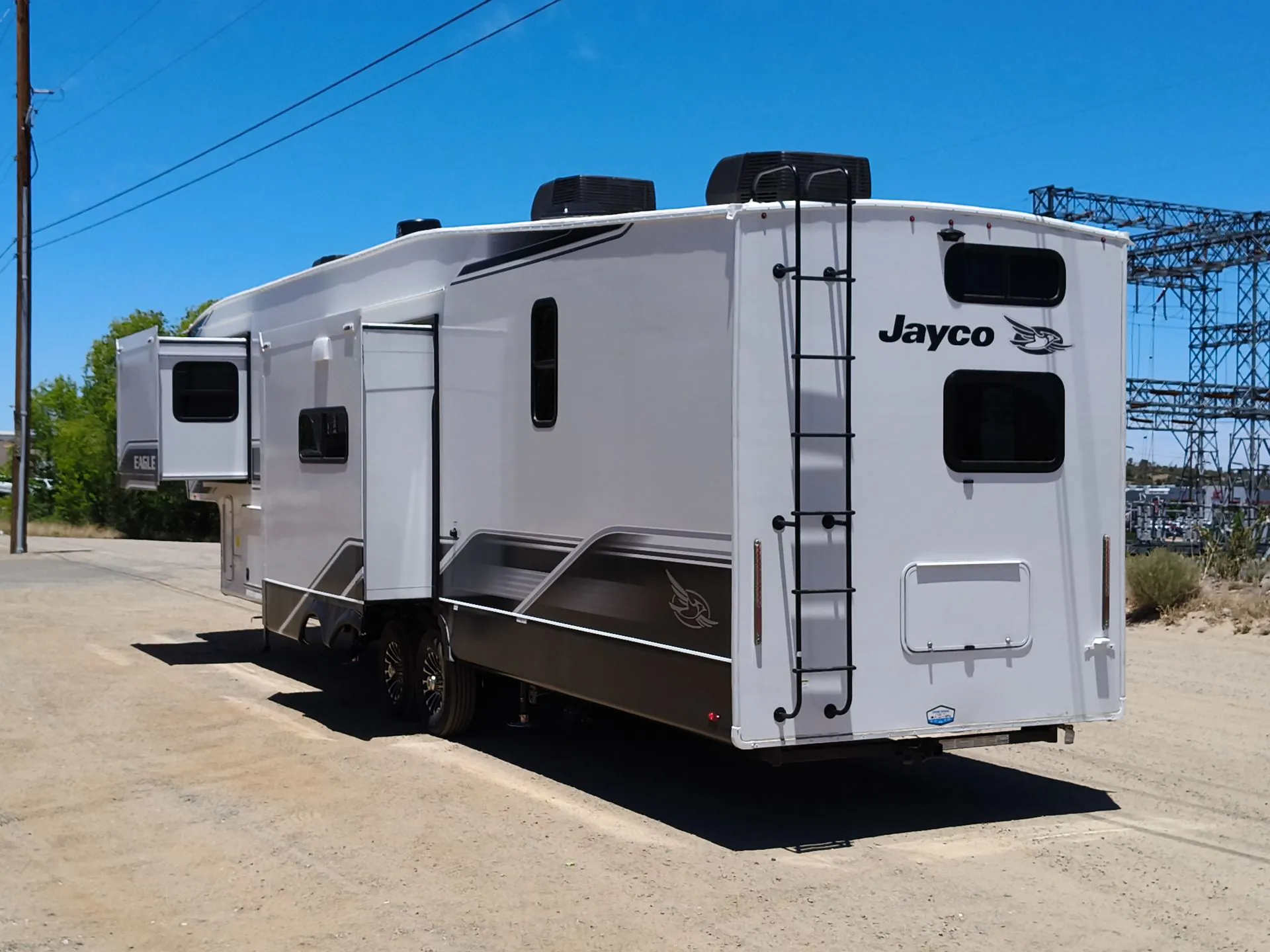 2026 Jayco Eagle 360DBOK - Photo 4