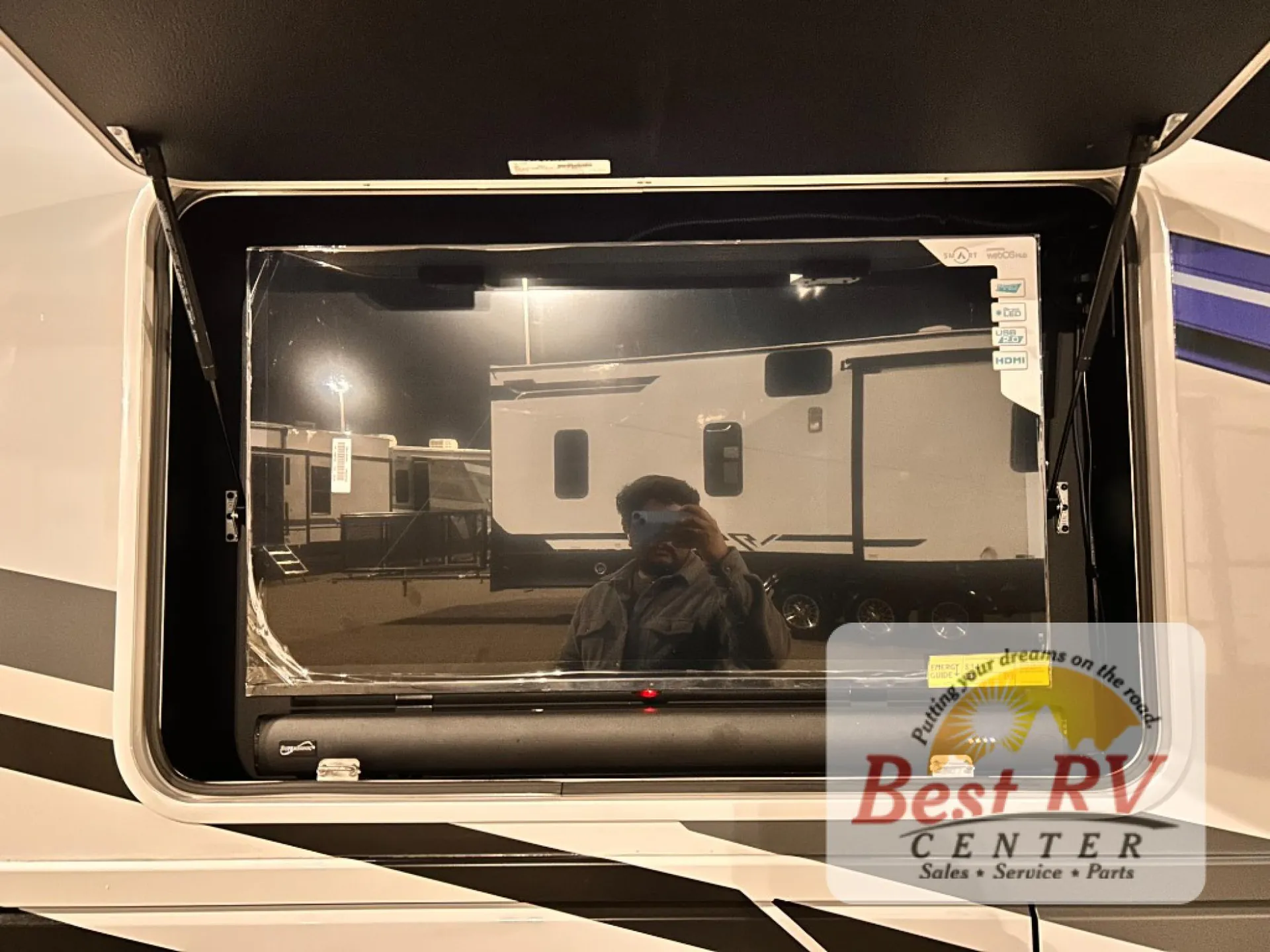 2026 Thor Motor Coach Outlaw Wild West Edition 38K - Photo 4