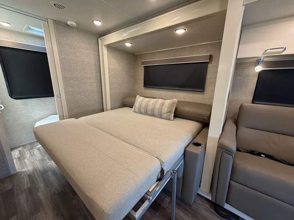 2020 Tiffin Wayfarer 25 RW, Photos photo 15