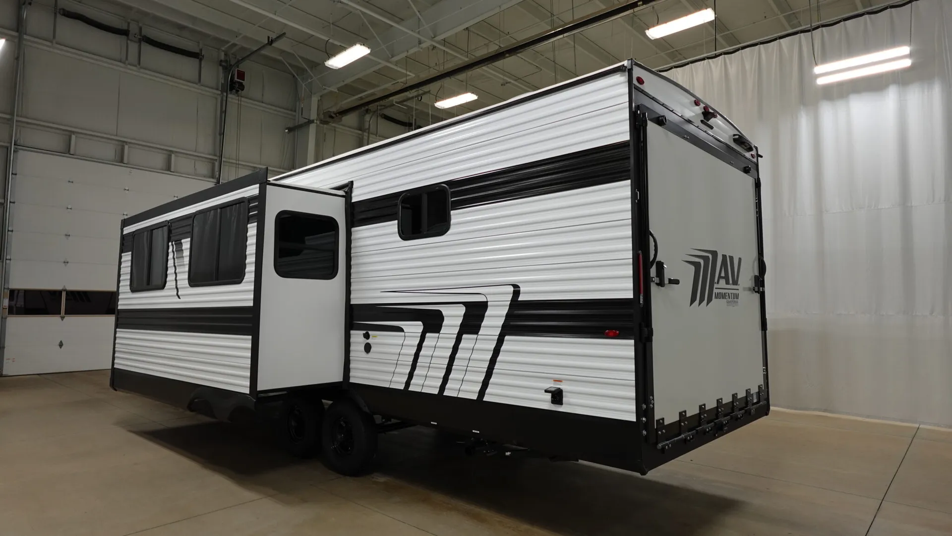 2026 Grand Design Momentum MAV 28MAV - Photo 4