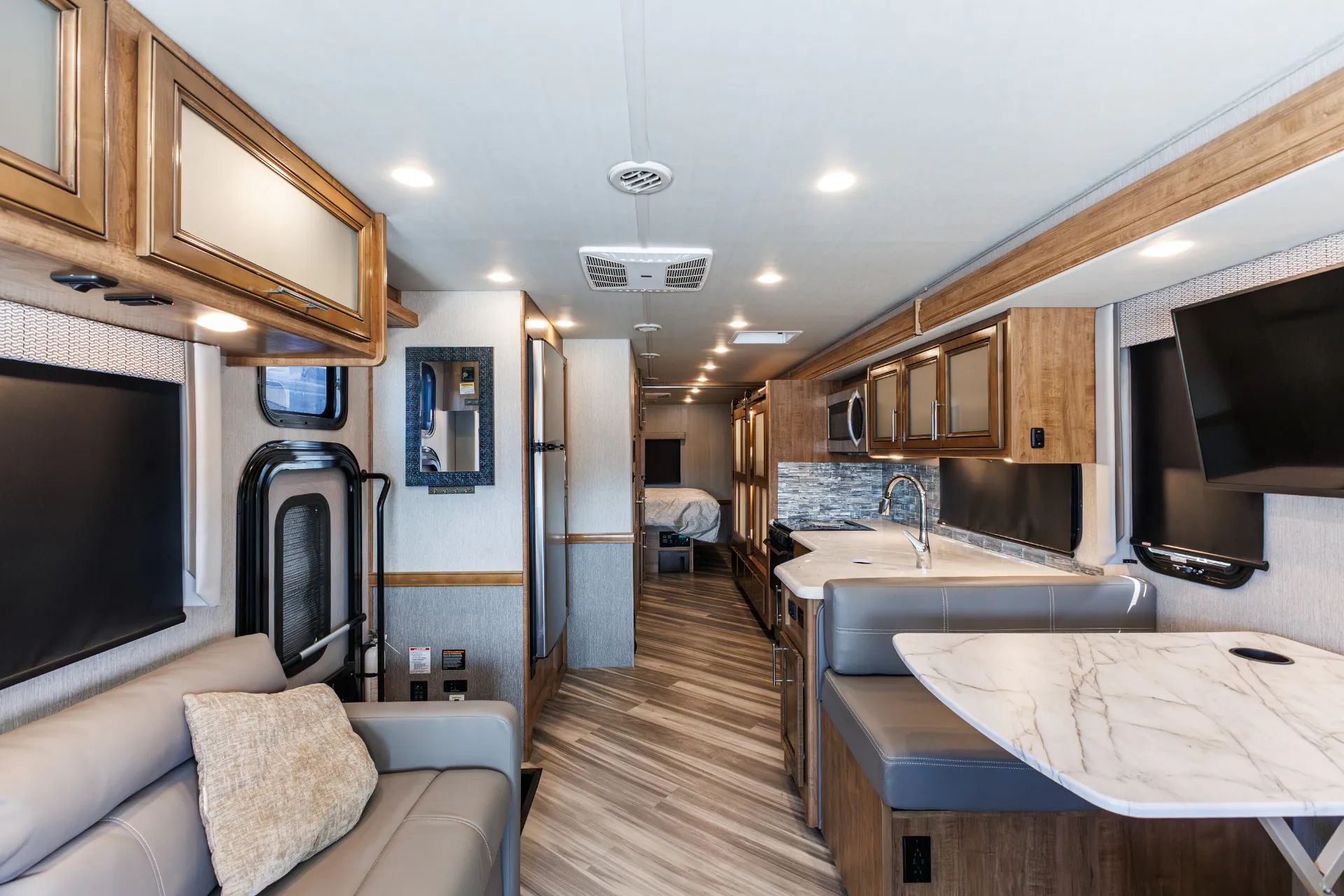 2023 Holiday Rambler Eclipse 34J - Photo 3
