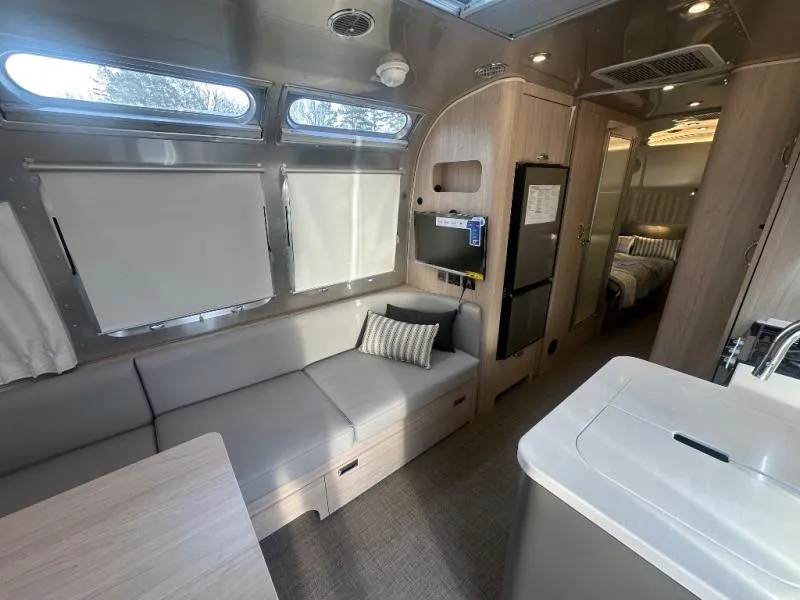 2026 Airstream Globetrotter - Main photo